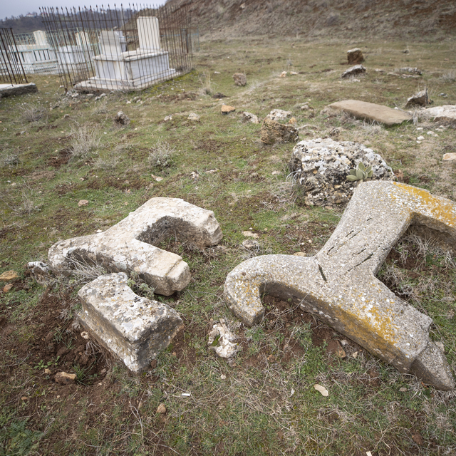 Tunceli'de tahrip edilen tarihi mezar taşları koruma altına alınacak