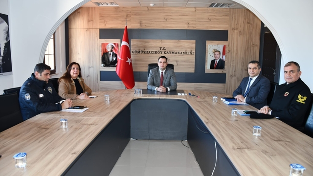 Gümüşhacıköy'de Kadına Yönelik Şiddetle Mücadele ve Çocuk Koruma Toplantısı yapıldı