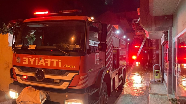Aydın'da gıda imalathanesinde çıkan yangın söndürüldü
