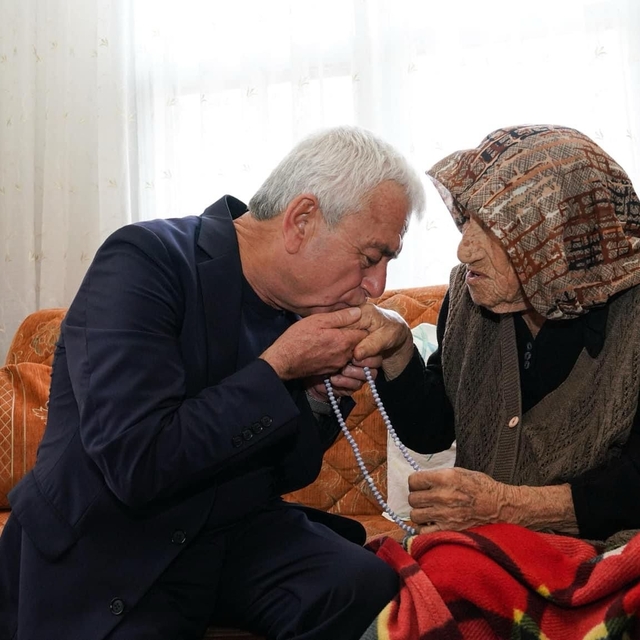 Antalya'da 104 yaşındaki "Cumhuriyet anne" vefat etti