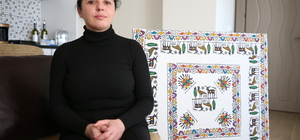 Kültürel mirası yaşatmak için yöresel kumaşlardan ürün tasarlıyor