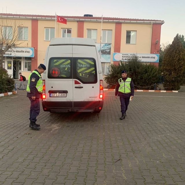 Edirne'de okul servisleri denetlendi
