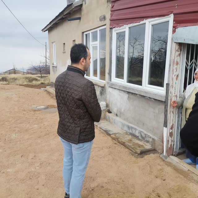 Baskil Kaymakamı Kundakçı, Omikan köyünü ziyaret etti