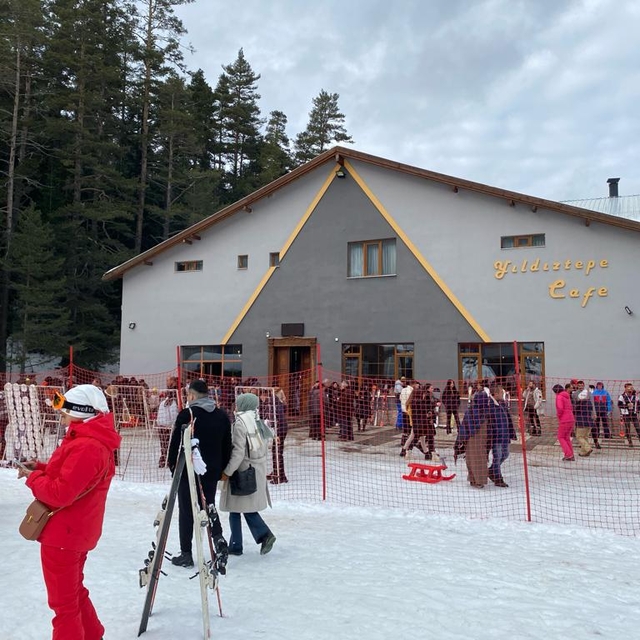 Yıldıztepe Kayak Merkezi'nde yılbaşı hareketliliği