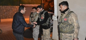 Sason Kaymakamı Mete görev başındaki güvenlik güçlerinin yeni yılını kutladı