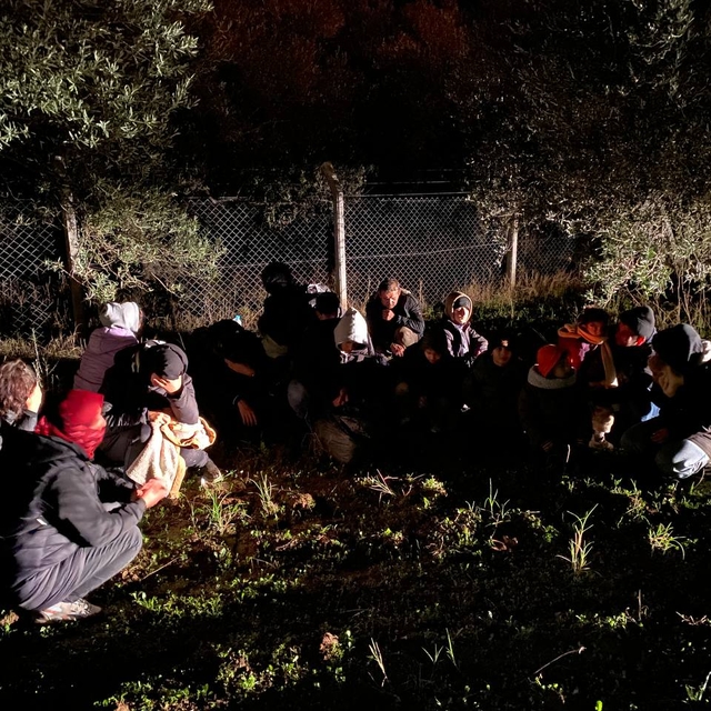 Çanakkale açıklarında 169 düzensiz göçmen yakalandı