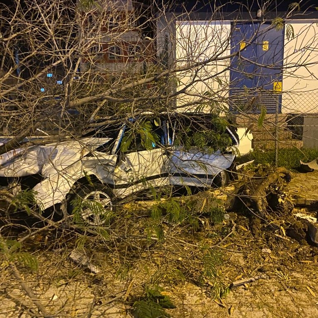 Adana'da iki otomobil çarpıştı: 5 yaralı