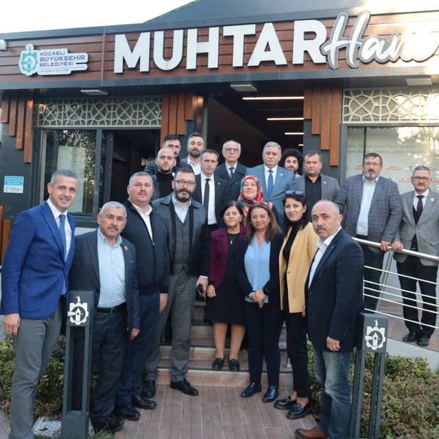 Kocaeli'de muhtarlardan depremin vurduğu Hatay'da yapılacak okul için bağış...