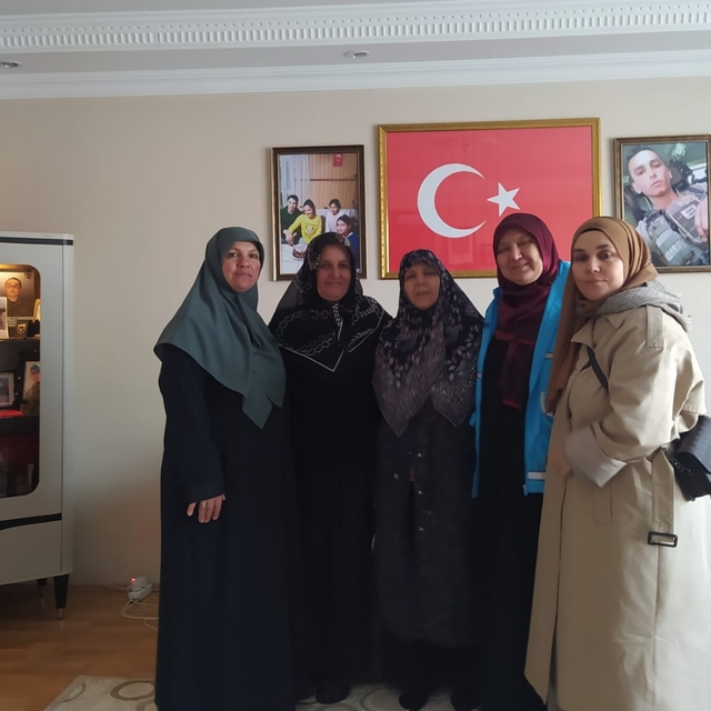 Türkiye Diyanet Vakfı Espiye Şubesi üyelerinden şehit ailesine ziyaret