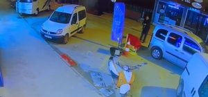 Tekel bayisine pompalı tüfekle saldırı kamerada