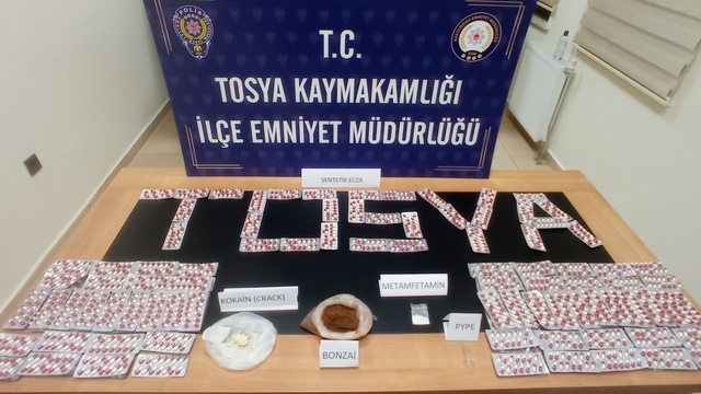 Kastamonu'da uyuşturucu operasyonunda 3 zanlı yakalandı