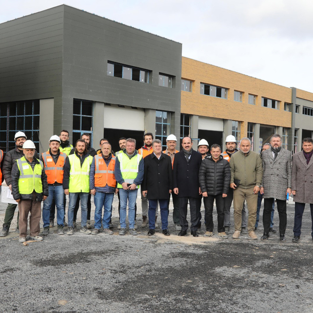 Konya Büyükşehir Belediye Başkanı Altay, Yeni Sanayi Sitesi'nde incelemeler...