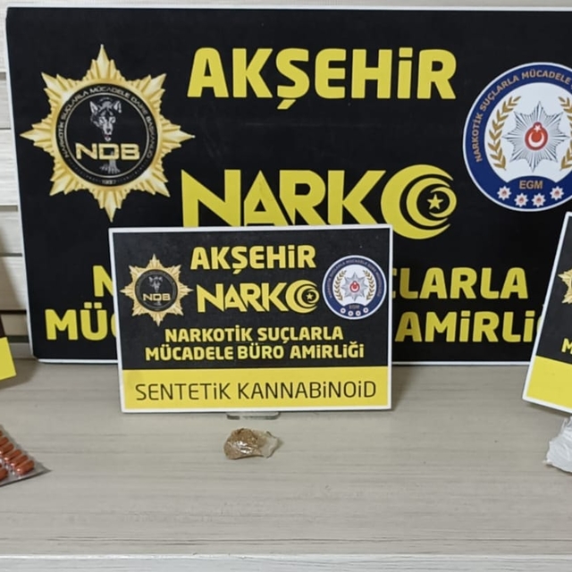 Akşehir'de polisi görünce geri geri kaçmak isteyen sürücü yakalandı