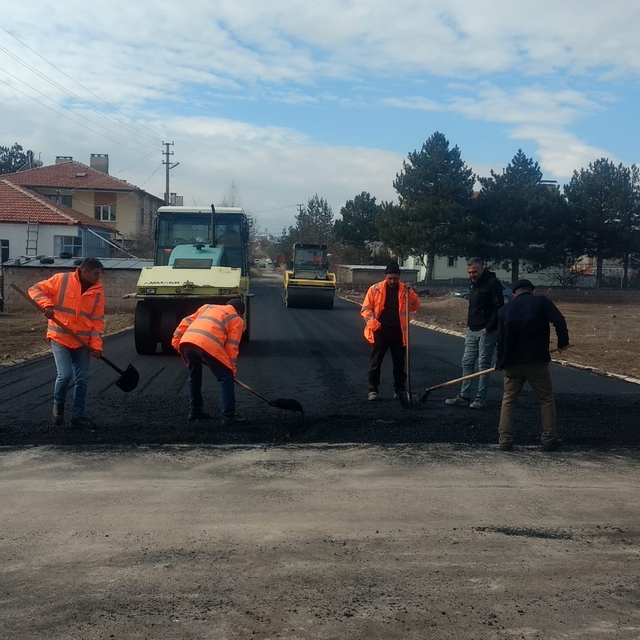 Tomarza'da 15 milyon liralık sıcak asfalt çalışması yapıldı