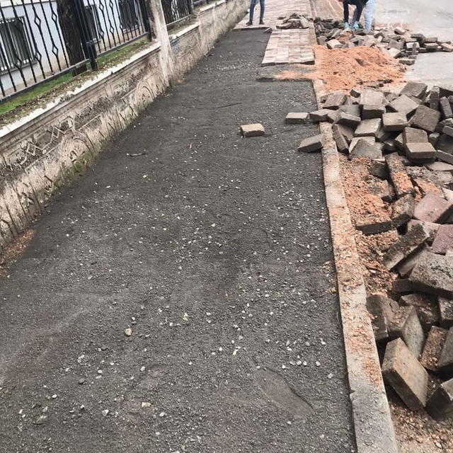 Diyarbakır'ın Bağlar ilçesinde 2 sokakta yenileme çalışmaları yapılıyor