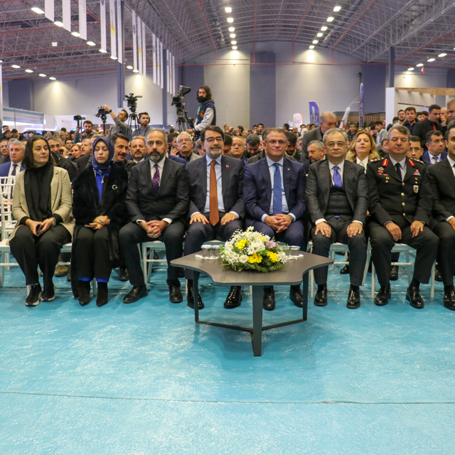 Van'da "Doğu Anadolu Kariyer Fuarı" başladı