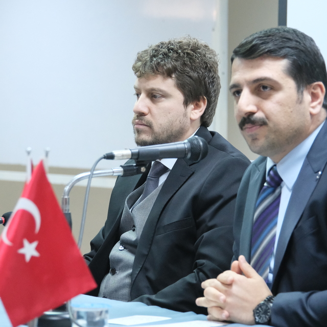 Karapınar'da "Bir bilene sor" konferansları sürüyor