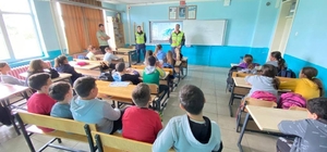 Edirne'de jandarma ekiplerinden öğrencilere trafik eğitimi