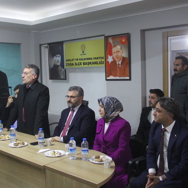 AK Parti TBMM Grup Başkanı Abdullah Güler, Zara ve Suşehri'nde partililerle...