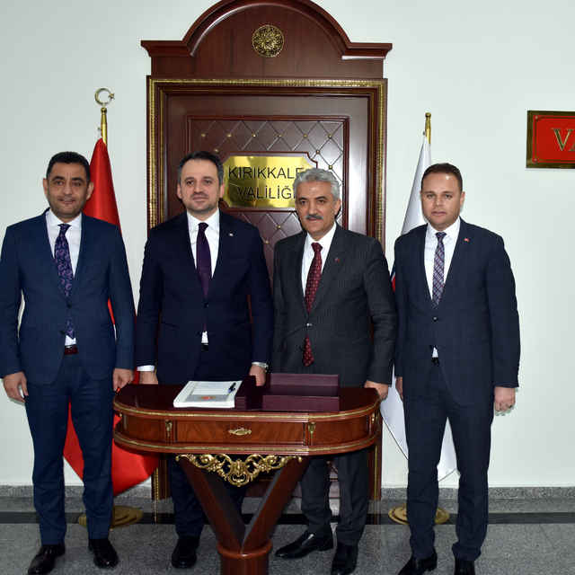 Gençlik ve Spor Bakan Yardımcısı Eminoğlu, Kırıkkale'de ziyaretlerde bulund...