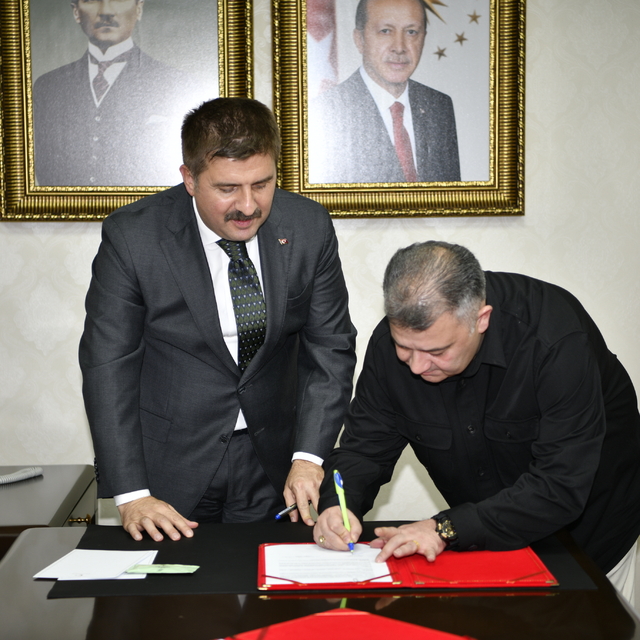 Karaman'da yaptırılacak sağlık kompleksi için protokol imzalandı