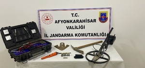 Afyonkarahisar'da kaçak kazı yaptıkları iddiasıyla 3 şüpheli yakalandı