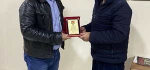 Bulancak Şoförler Odası aidatını ödeyen ilk üyeye plaket verildi
