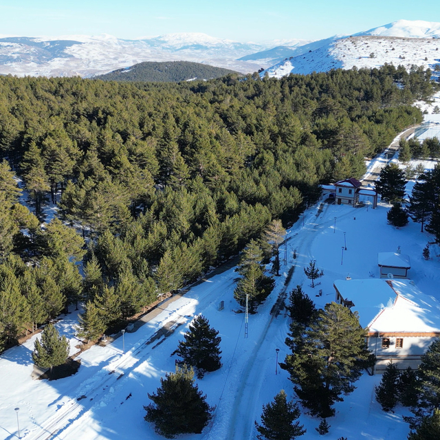 Dumanlı Tabiat Parkı doğal güzelliğiyle yaz, kış turistlerin uğrak yeri olu...