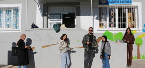 Germencik'te gönüllü gençler köy okulunda etkinlik düzenledi