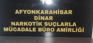 Dinar'da otomobilinde uyuşturucu ele geçirilen şüpheliye adli işlem yapıldı