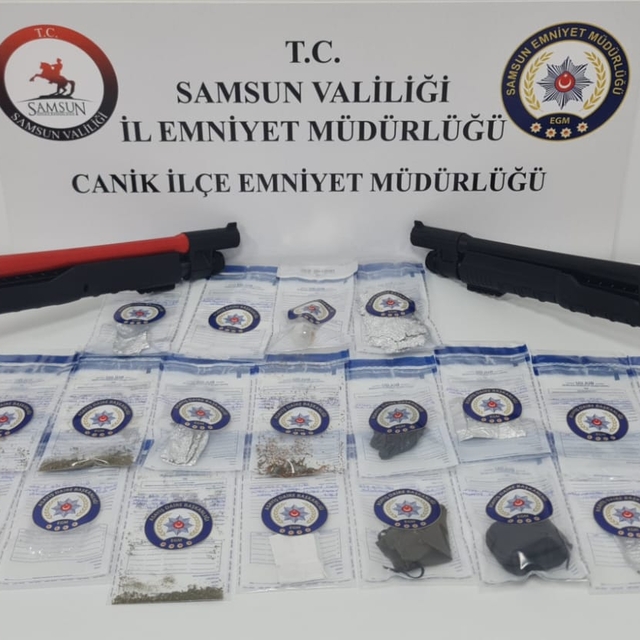 Samsun'da uyuşturucu operasyonunda 5 zanlı yakalandı