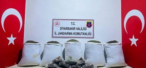Diyarbakır'da 160 kilogram esrar ele geçirildi