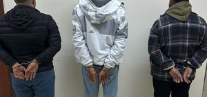 Diyarbakır'da belediye çalışanlarını silahla tehdit ettikleri iddiasıyla 5 şüpheli yakalandı