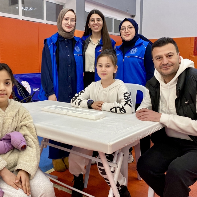 Kırşehir'de ilkokul öğrencileri zeka oyununda yarıştı