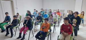 Prof. Dr. Selahattin Kaymakcı, Tosya'da öğrencilerle bir araya geldi