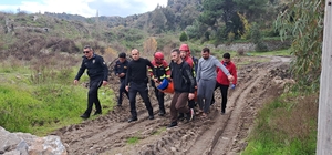 Aydın'da dağda ot toplarken ayağını kıran kişi, hastaneye kaldırıldı