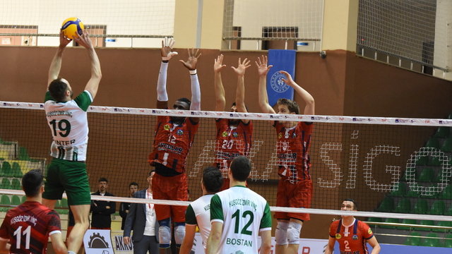 Voleybol: AXA Sigorta Efeler Ligi