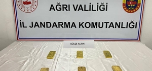 Ağrı'da 27 milyon 300 bin liralık 14 kilo külçe altın ele geçirildi