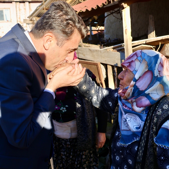 Bilecik Valisi Aygöl, Osmaneli'nin köylerini ziyaret etti