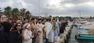 Gökçeada'da denizden haç çıkarma töreni düzenlendi