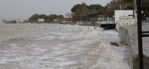 Çanakkale'de lodos etkili oluyor