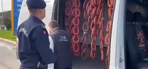 Sucukları 'tozlandığı' için yıkamışlar