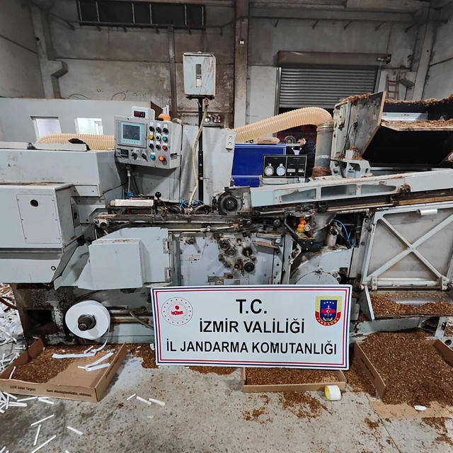 Bandrolsüz ve kaçak sigara üretimi için fabrika kurmuşlar
