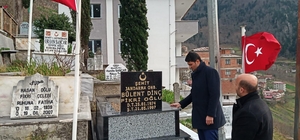Çaykaralı şehit Bülent Dinç'in mezarı yeniden yaptırıldı