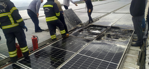 Kahramanmaraş'ta tekstil fabrikasında çıkan yangın söndürüldü