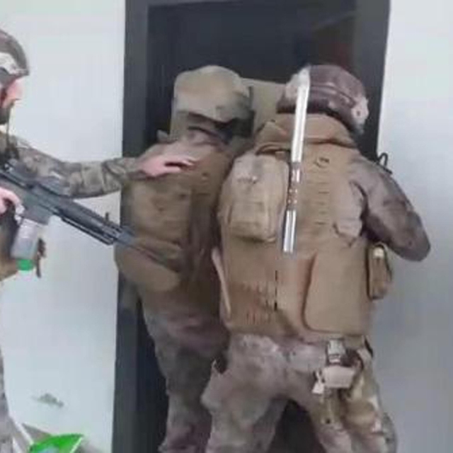 Kuşadası'nda yakalanan FETÖ/PDY şüphelisi tutuklandı