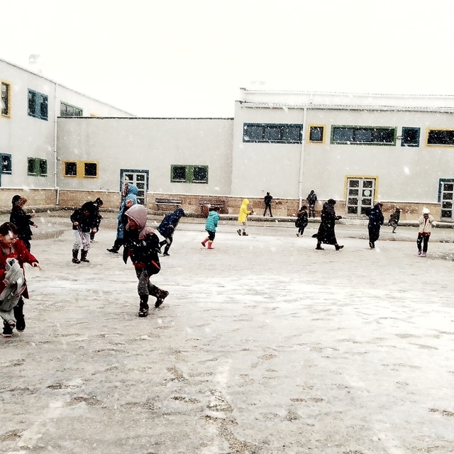 Çanakkale'nin bazı ilçelerinde kar etkili oluyor