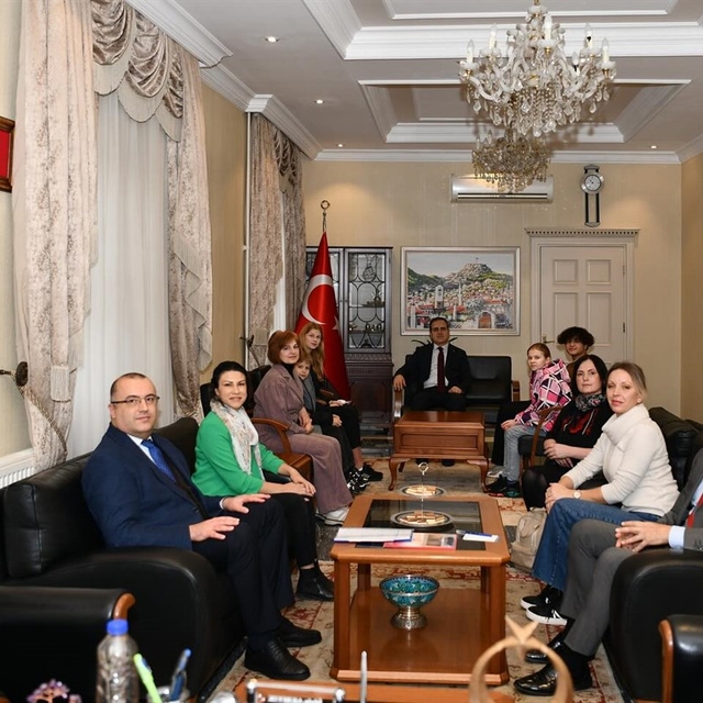 Ukrayna'dan gelen öğrenciler Muğla'da misafir ediliyor