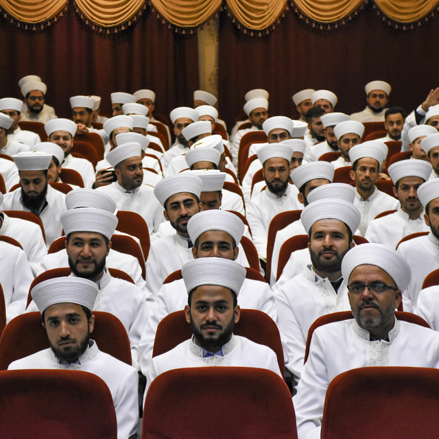 Van'da "1. Dönem Aday Din Görevlileri Mezuniyet Töreni" düzenlendi
