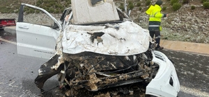 İzmir-İstanbul Otoyolu'ndaki zincirleme kazada 1 kişi öldü, 4 kişi yaraland...